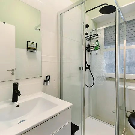 Apartamento T1 No Centro De *